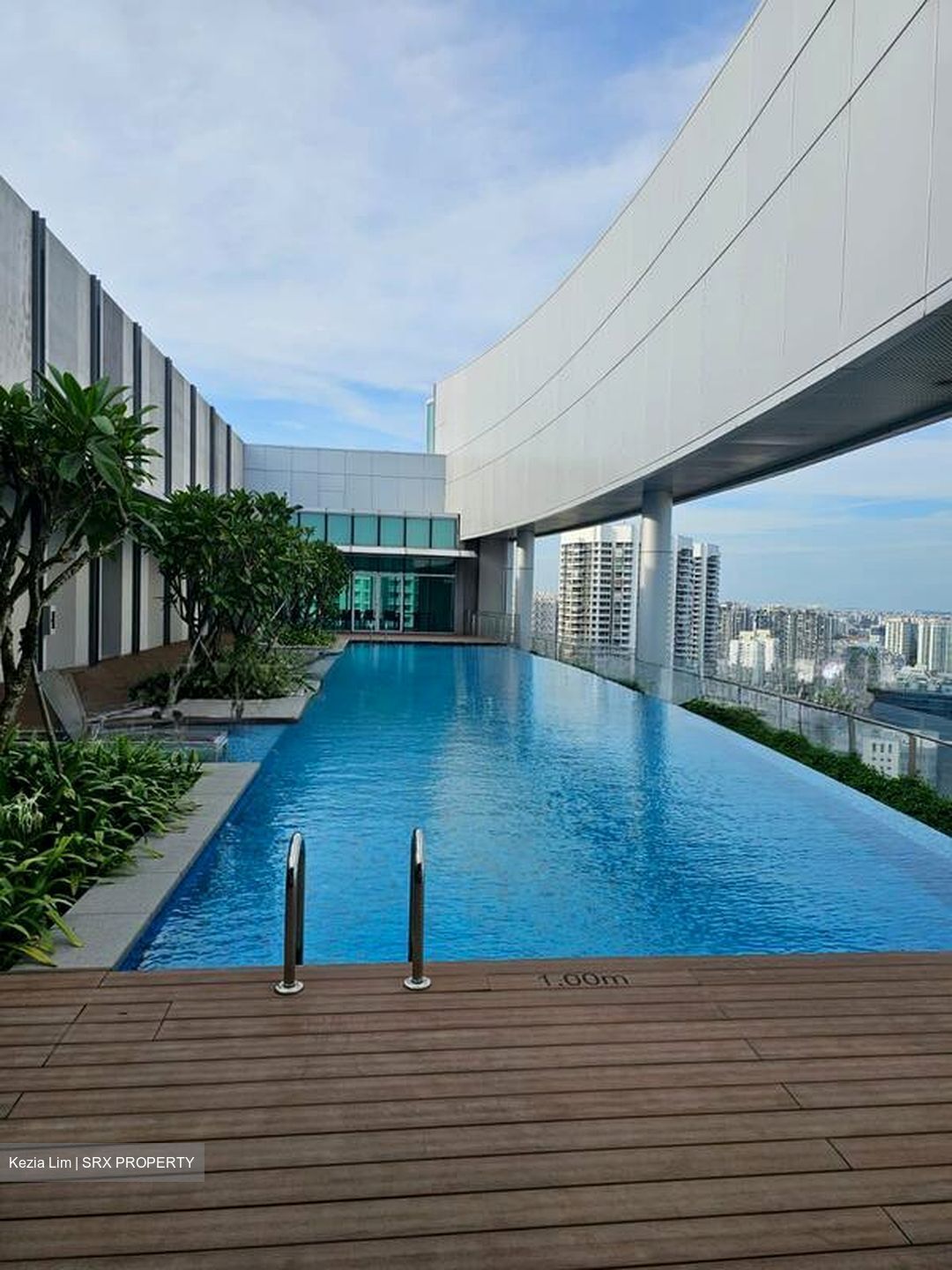 Arc 380 (D8), Office #498168031